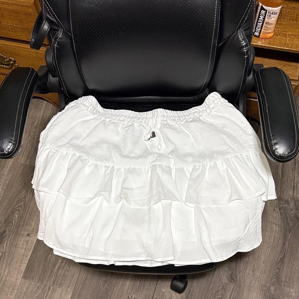 Elegant White Tiered Skirt